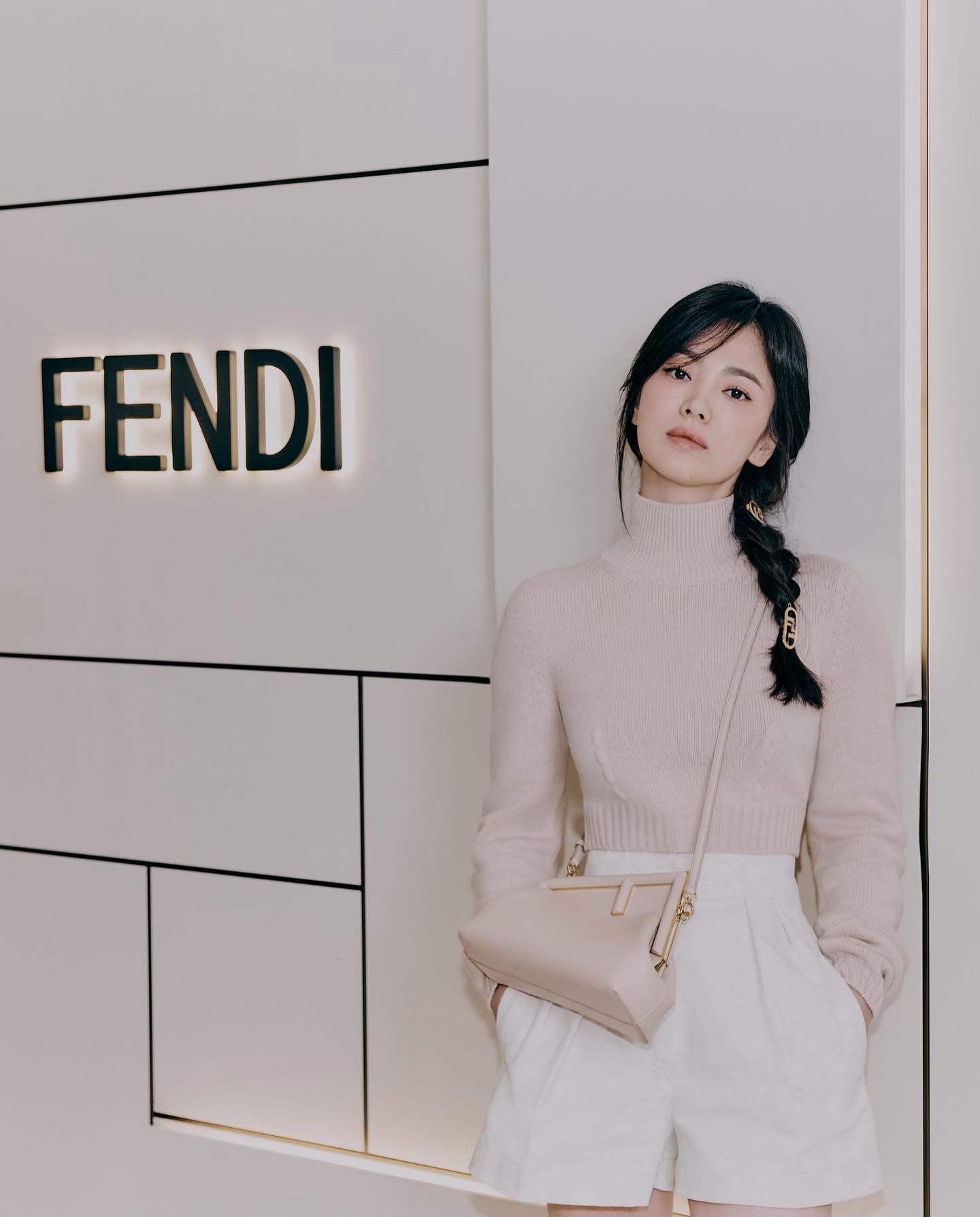 Song Hye Kyo dự show Fendi: Lần nào cũng đẹp xuất sắc trừ 2 lần- Ảnh 9.