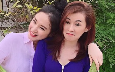 Tình trạng bất ổn của mẹ Angela Phương Trinh