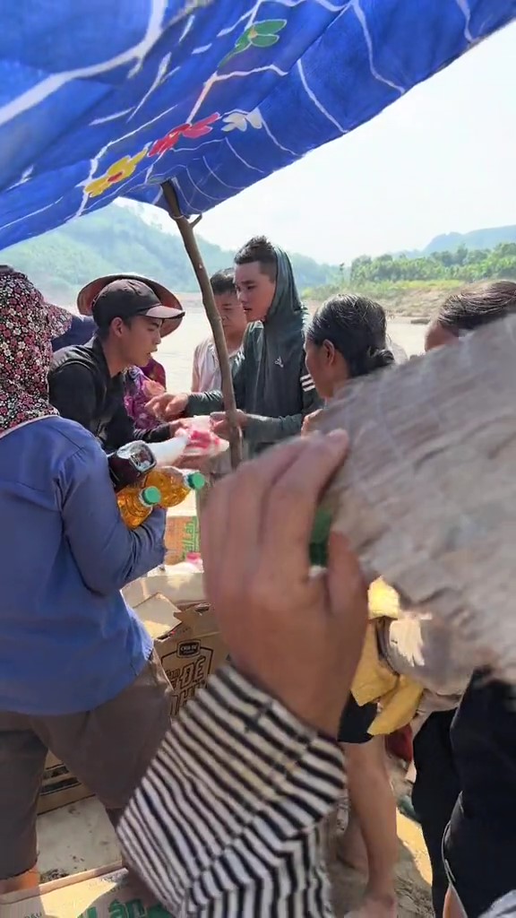 Hằng Du Mục tự tung “sao kê” từ thiện chứng minh liêm nhưng bỗng lại vướng ồn ào liên quan đến làng Nủ - Ảnh 5.