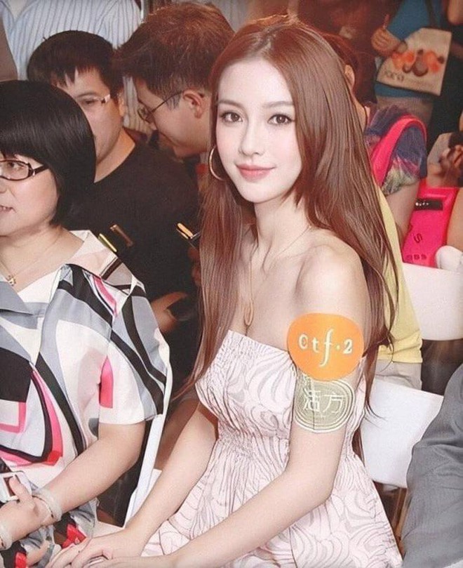 Angelababy viral với visual 10 năm không đổi, duy nhất 1 điểm khiến fan tiếc nuối- Ảnh 4.