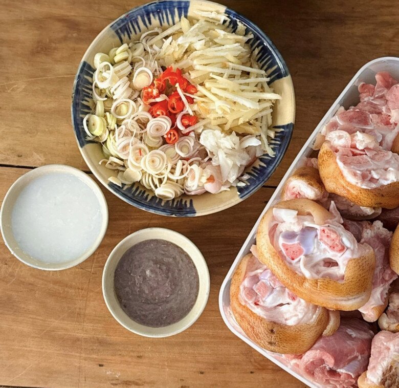 Trời lạnh, học mẹ đảm làm chân giò giả cầy thơm nức, đậm đà ăn với cơm hay bún đều ngon Trời lạnh, học mẹ đảm làm chân giò giả cầy thơm nức, đậm đà ăn với cơm hay bún đều ngon - 2