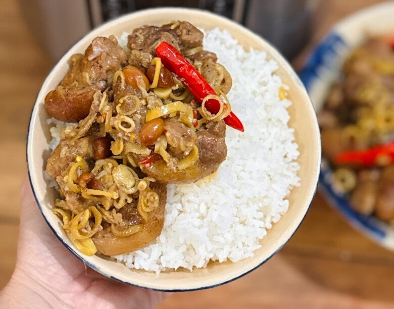 Trời lạnh, học mẹ đảm làm chân giò giả cầy thơm nức, đậm đà ăn với cơm hay bún đều ngon Trời lạnh, học mẹ đảm làm chân giò giả cầy thơm nức, đậm đà ăn với cơm hay bún đều ngon - 6