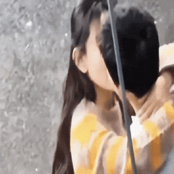 1 cặp đôi phim giả tình thật bí mật yêu nhau 5 năm: Nhà gái vừa đẹp vừa diễn đỉnh, nhà trai được o bế nhất showbiz