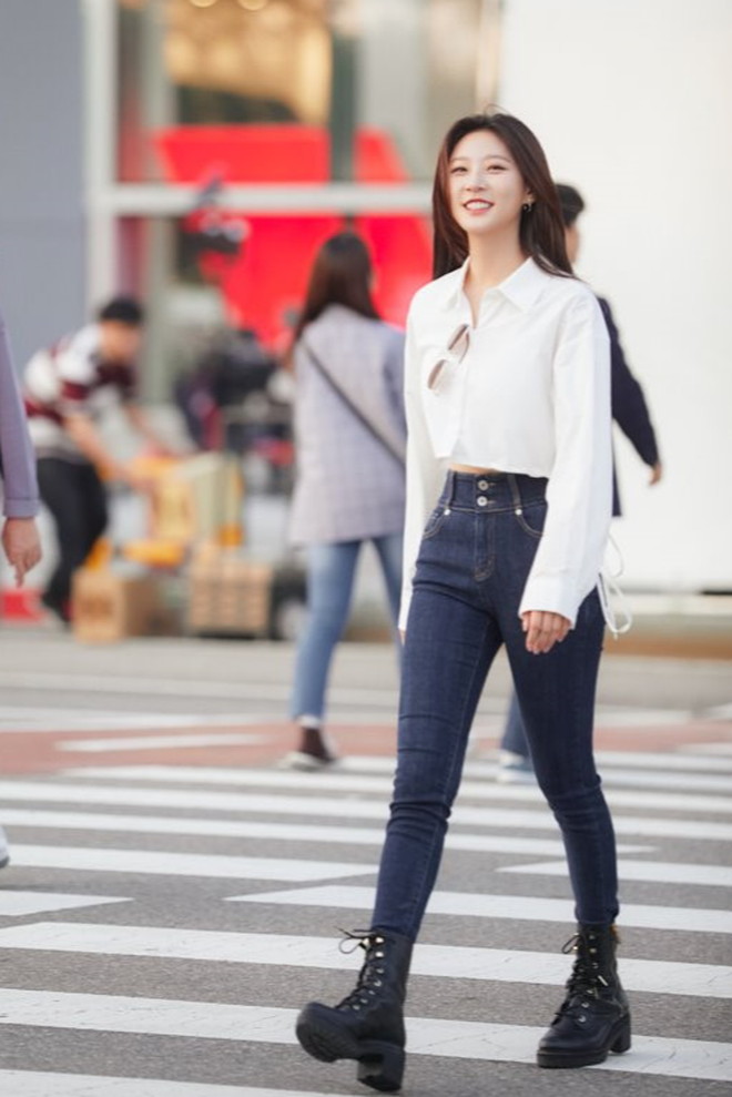 Tiếc cho visual Kim Sae Ron: Ngày bé không được đánh giá cao, sau này thành mỹ nữ có body đẳng cấp- Ảnh 16. Tiếc cho visual Kim Sae Ron: Ngày bé không được đánh giá cao, sau này thành mỹ nữ có body đẳng cấp- Ảnh 16.