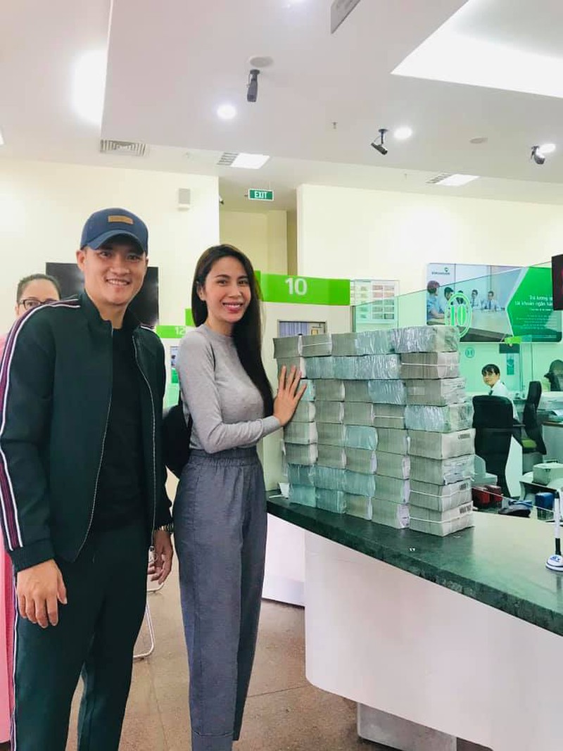 Tình thế hiện tại của vợ chồng Công Vinh - Thuỷ Tiên - Ảnh 1. Tình thế hiện tại của vợ chồng Công Vinh - Thuỷ Tiên - Ảnh 1.