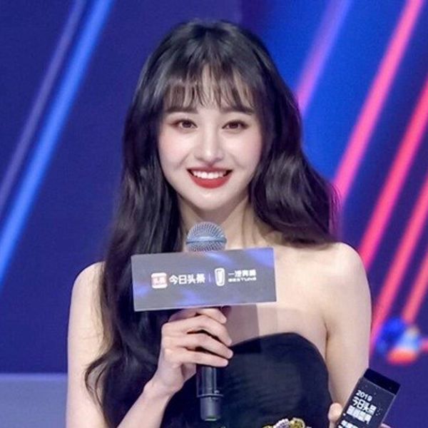 Trịnh Sảng bất ngờ tái xuất, có động thái "đá xéo" người cũ cực sốc