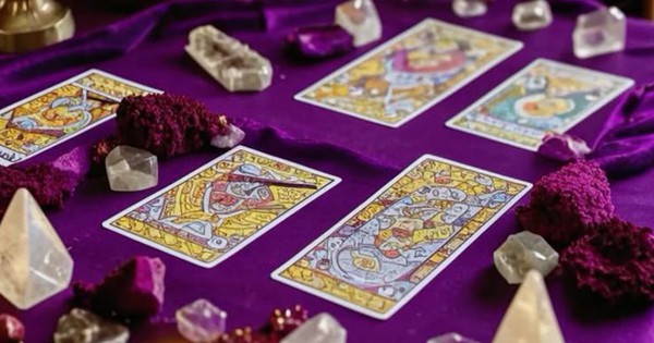 Chọn 1 lá bài để biết tháng 3 Âm lịch tới công việc của bạn sẽ ra sao?