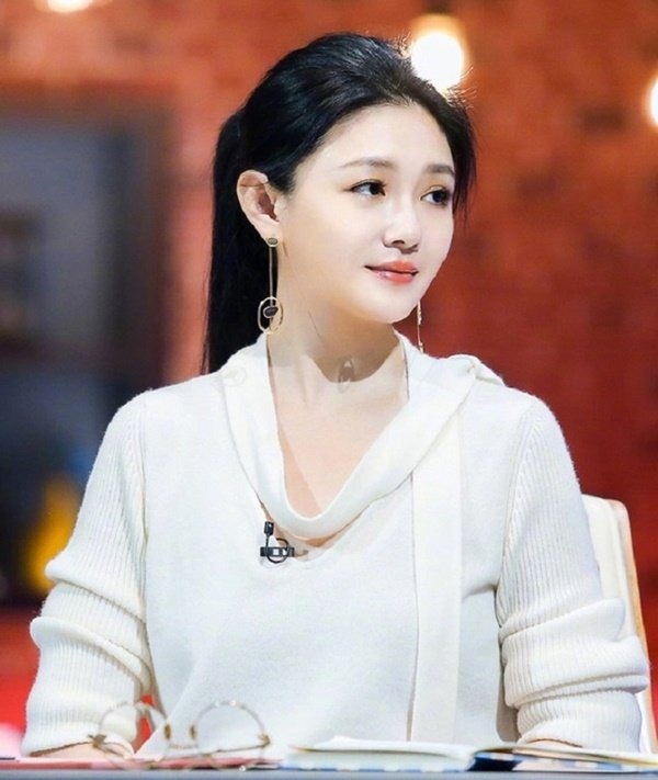 Gia đình Từ Hy Viên xáo xào vì drama, con nhập viện cấp cứu, chồng ngày nào cũng khóc Gia đình Từ Hy Viên xáo xào vì drama, con nhập viện cấp cứu, chồng ngày nào cũng khóc