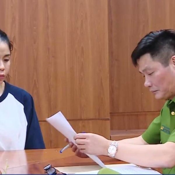 Clip: Hằng Du Mục bật khóc, khai gì sau khi bị bắt?